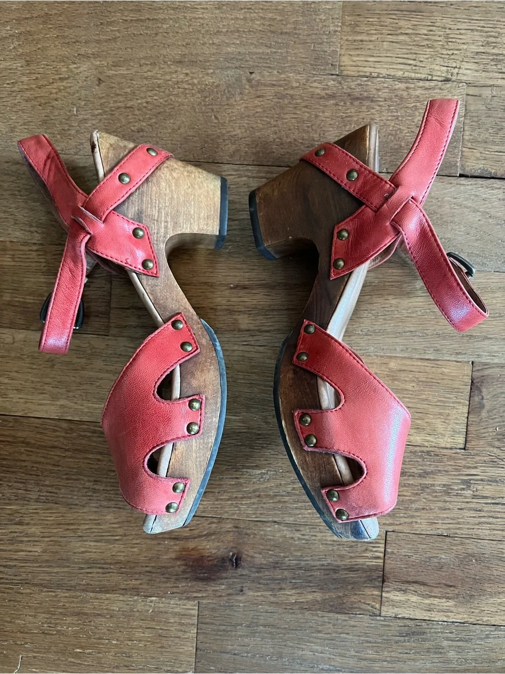 Miz Mooz leather upper